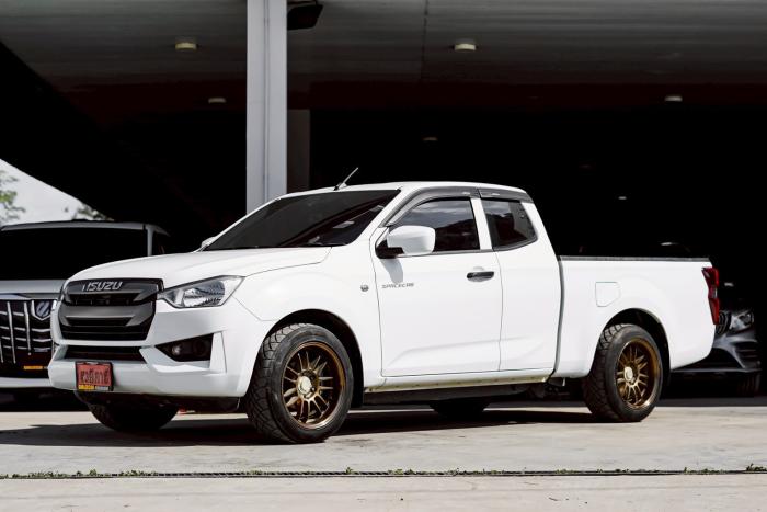 JjC2rzs8iulaIMA-inx.jpg